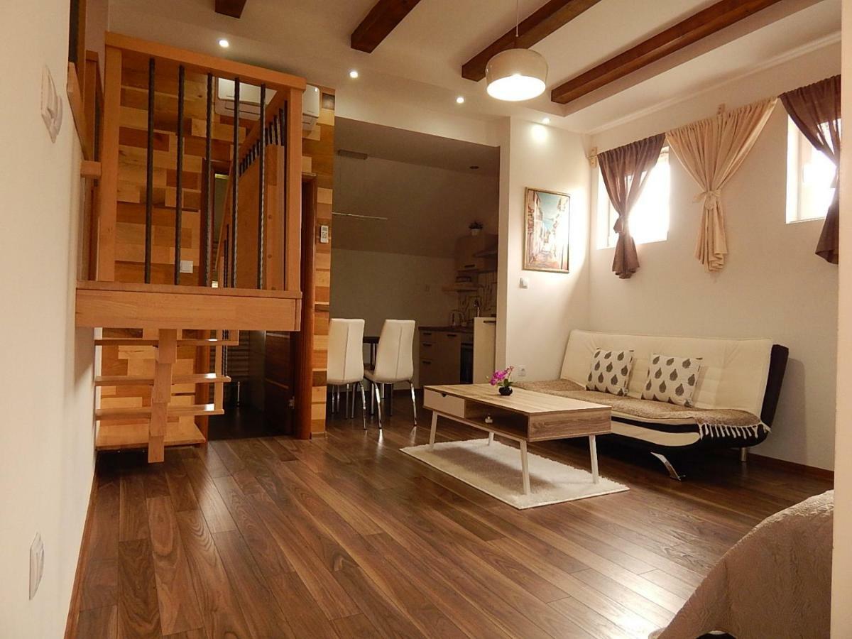 Studio apartman Lakasa Rakovica Esterno foto