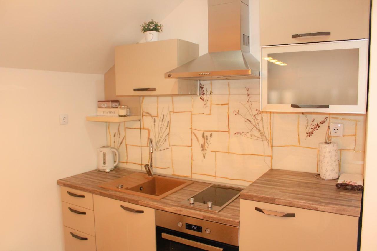 Studio apartman Lakasa Rakovica Esterno foto