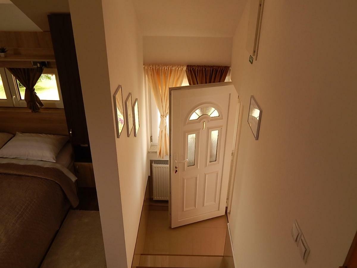 Studio apartman Lakasa Rakovica Esterno foto