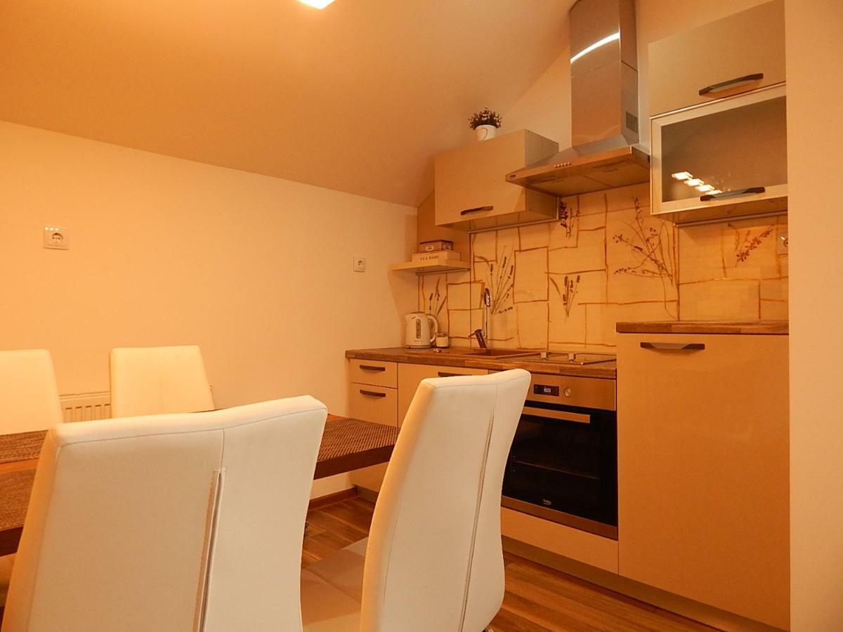 Studio apartman Lakasa Rakovica Esterno foto